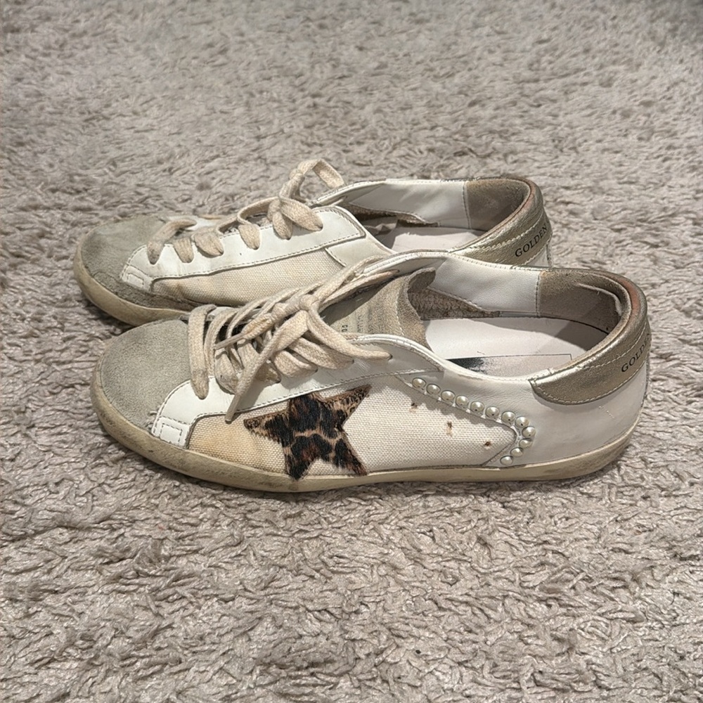 Limited Edition Golden Goose Superstars - Picture 3 of 4